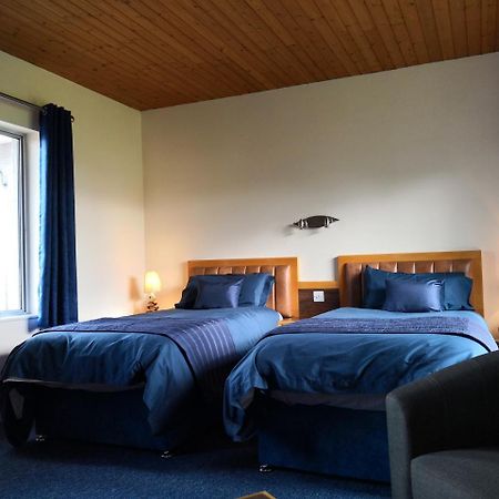 Forge Motel & Firehouse Restaurant St Clears Buitenkant foto