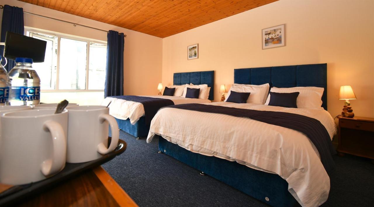 Forge Motel & Firehouse Restaurant St Clears Buitenkant foto